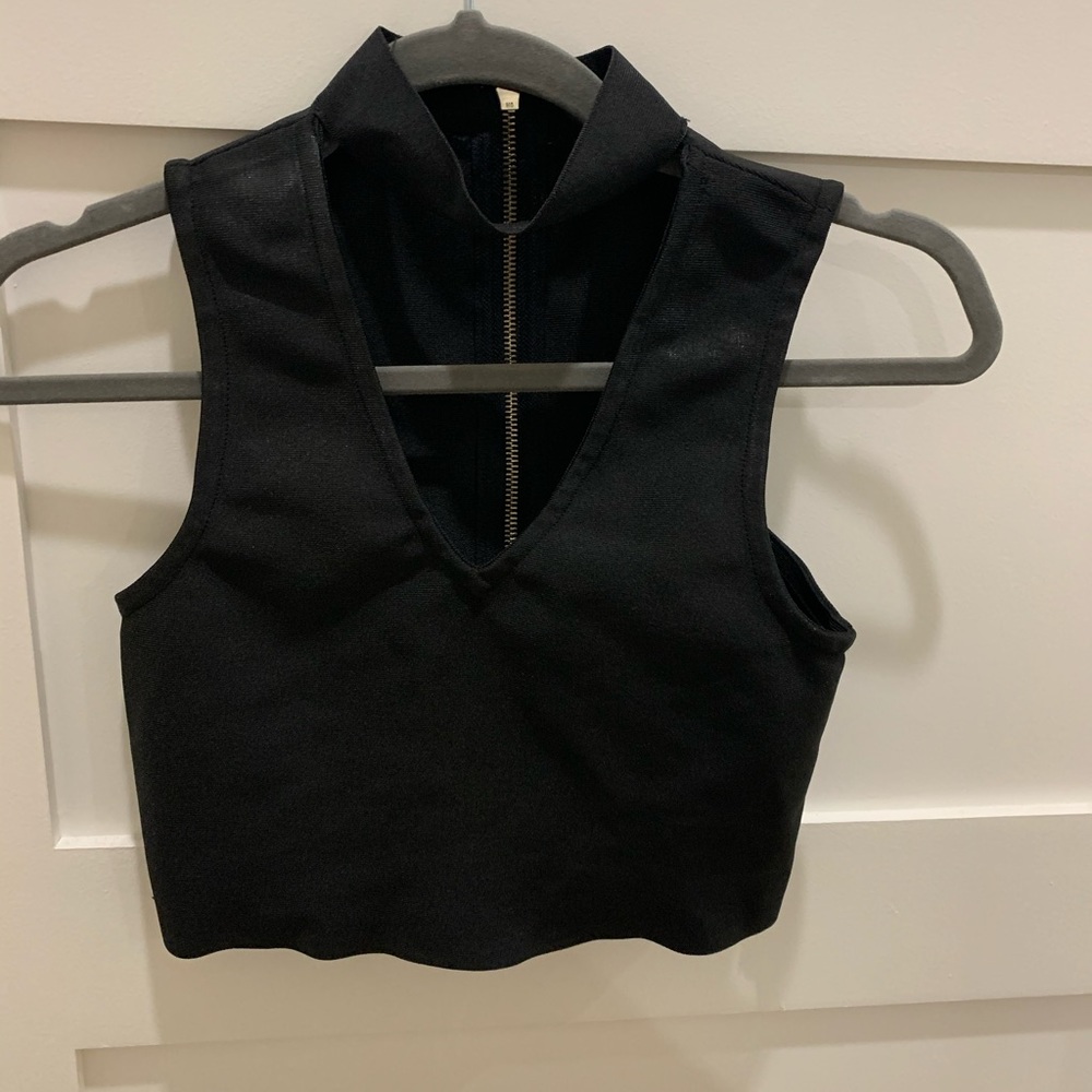 Crop top